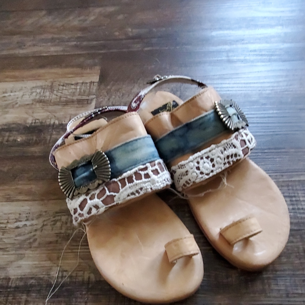 Freebird sandals new never used